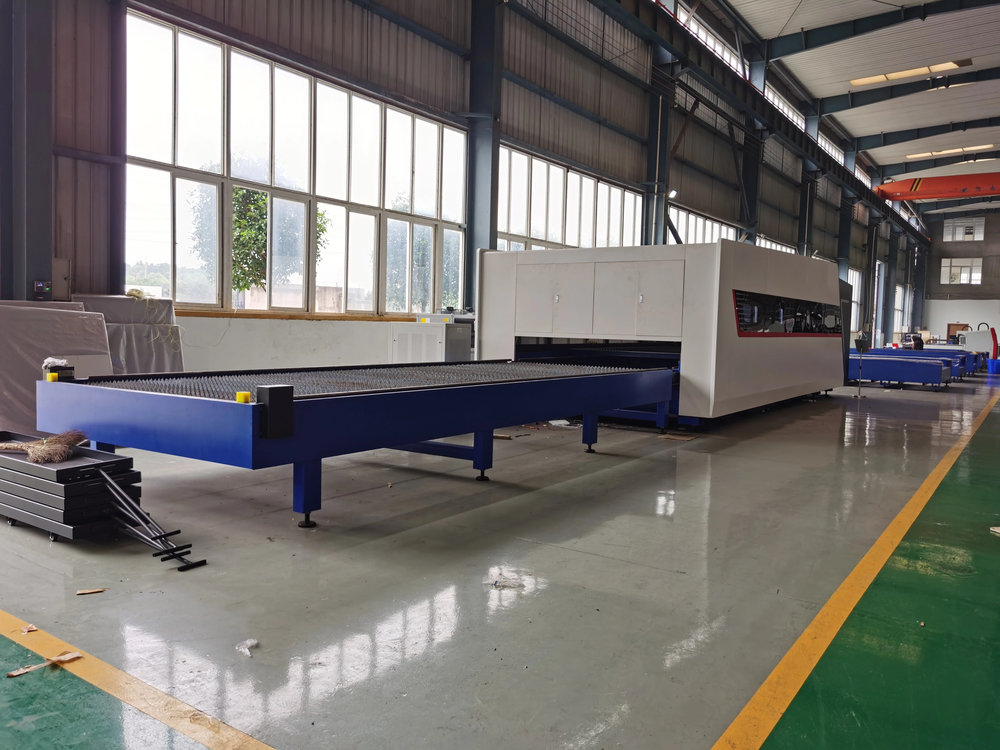 Fully Enclosed CNC Fiber Laser - Industrial Fiber Laser Cutting Machine reseña y precio